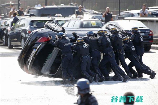 出反Uber专车引暴动，焚烧砸车成战场！ 移动互联网 第4张